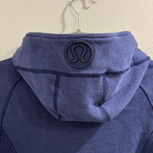 Lululemon Size 4 Blue Scuba Long Sleeve Full Zip Hoodie Thumb Holes Performance - Picture 5 of 5